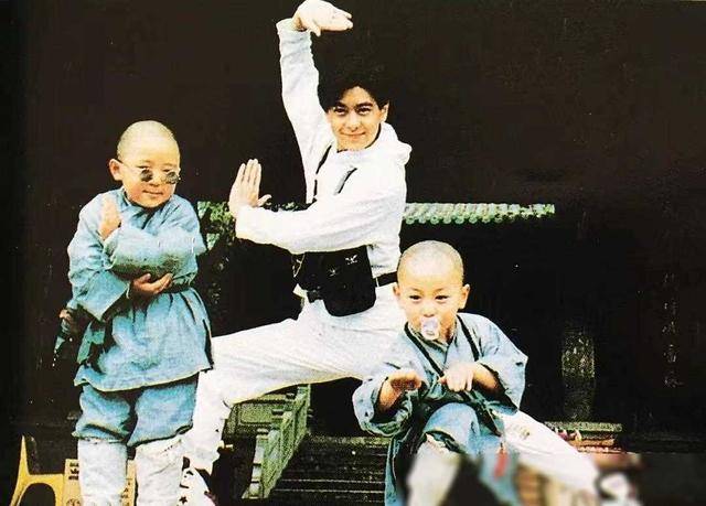 34岁郝劭文晒与49岁林志颖合照:我长大了,你怎么还没老