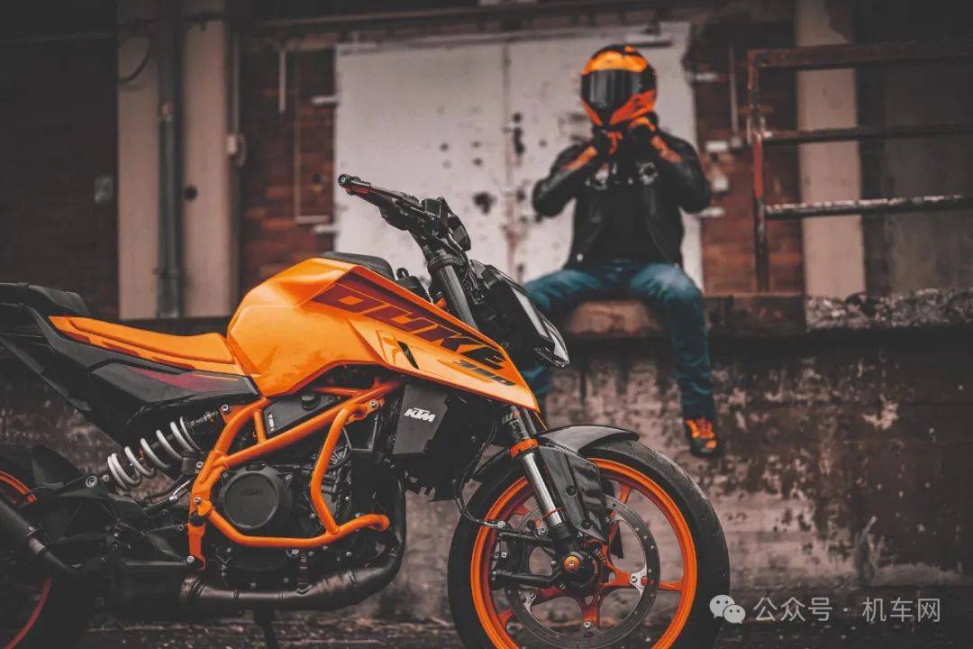 39800元,新款390 duke上市,ktm弯道小火箭全面加强