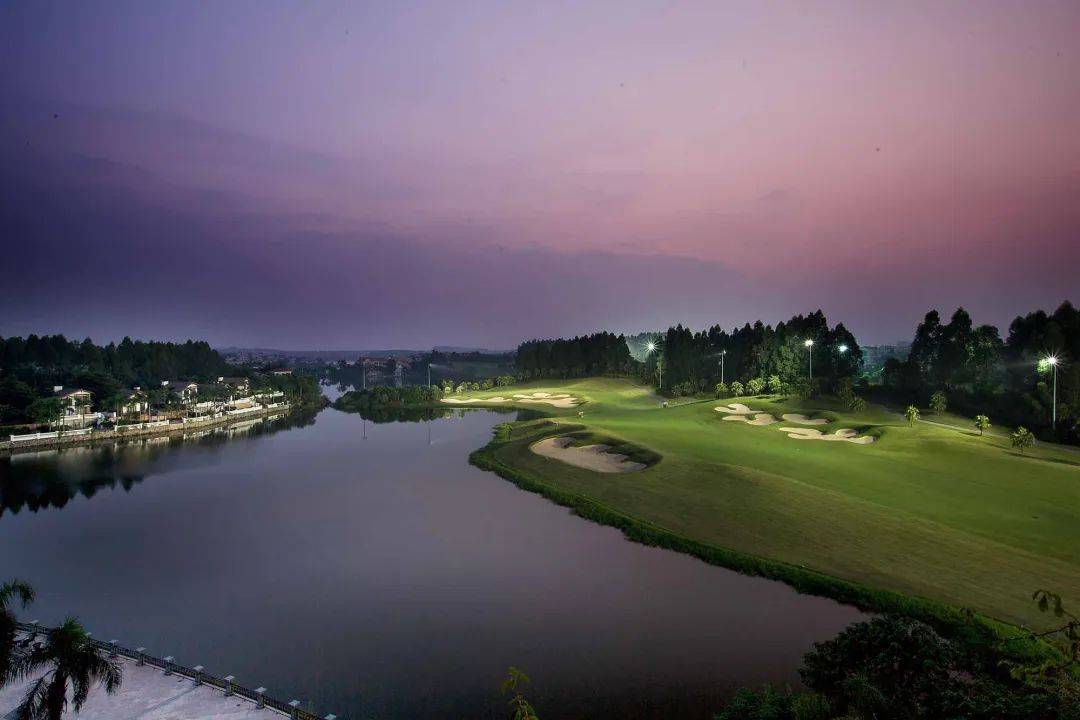 仅499元住清远优选旅居酒店,含美食晚餐 自助早餐,送周边景点游玩门票