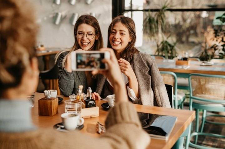 潮声丨不是朋友圈变了,是你变了_生活_微信_梁辰