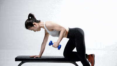 好可悲…女生运动时最伤"胸部"的行为,被国内女生们彻底忽略了