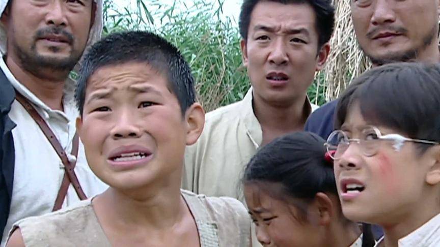 31岁的嘎子和28岁的英子重逢,一个健硕有型,一个女大十八变