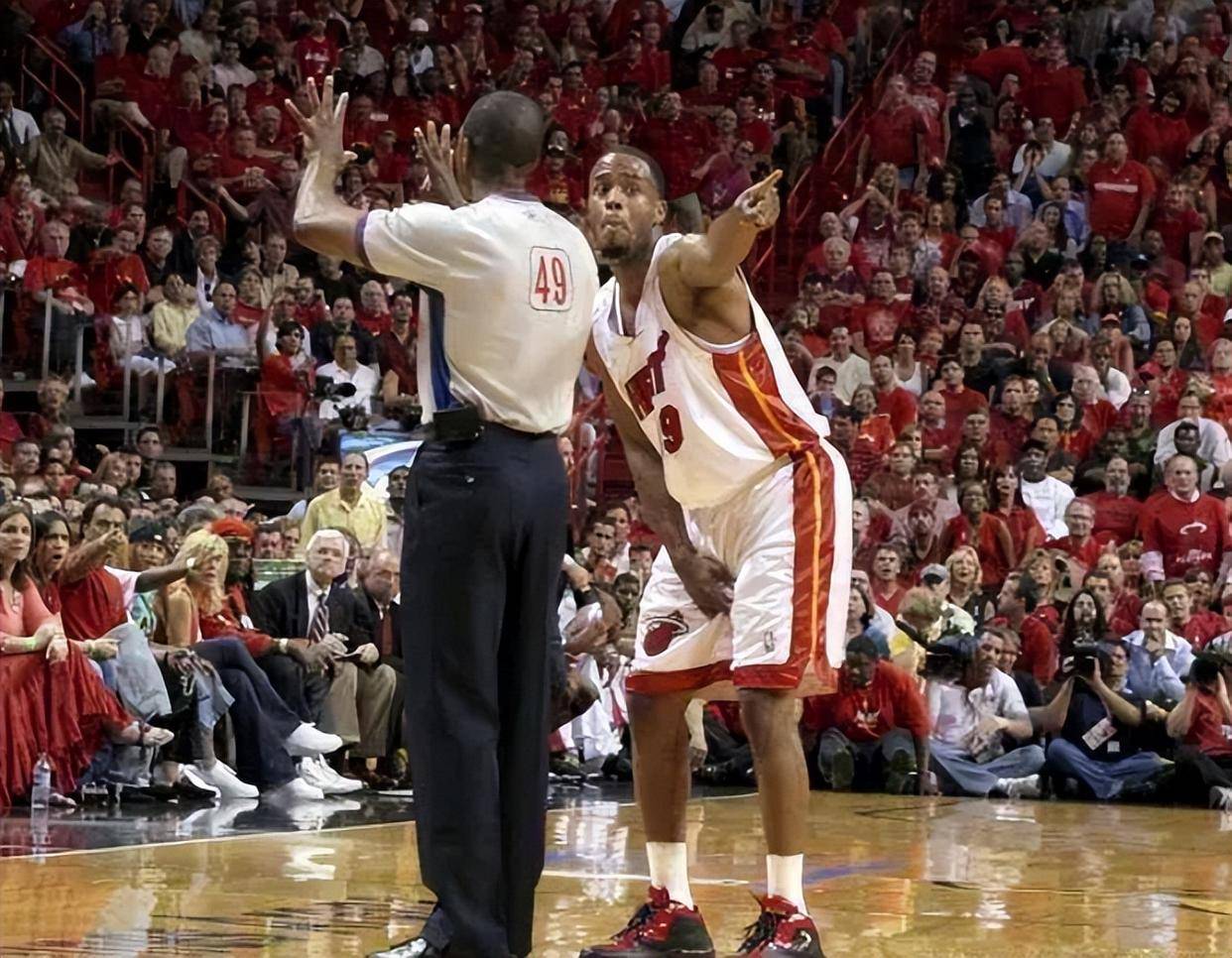 被nba耽误的喜剧大师,宇宙第一神射——达蒙-琼斯