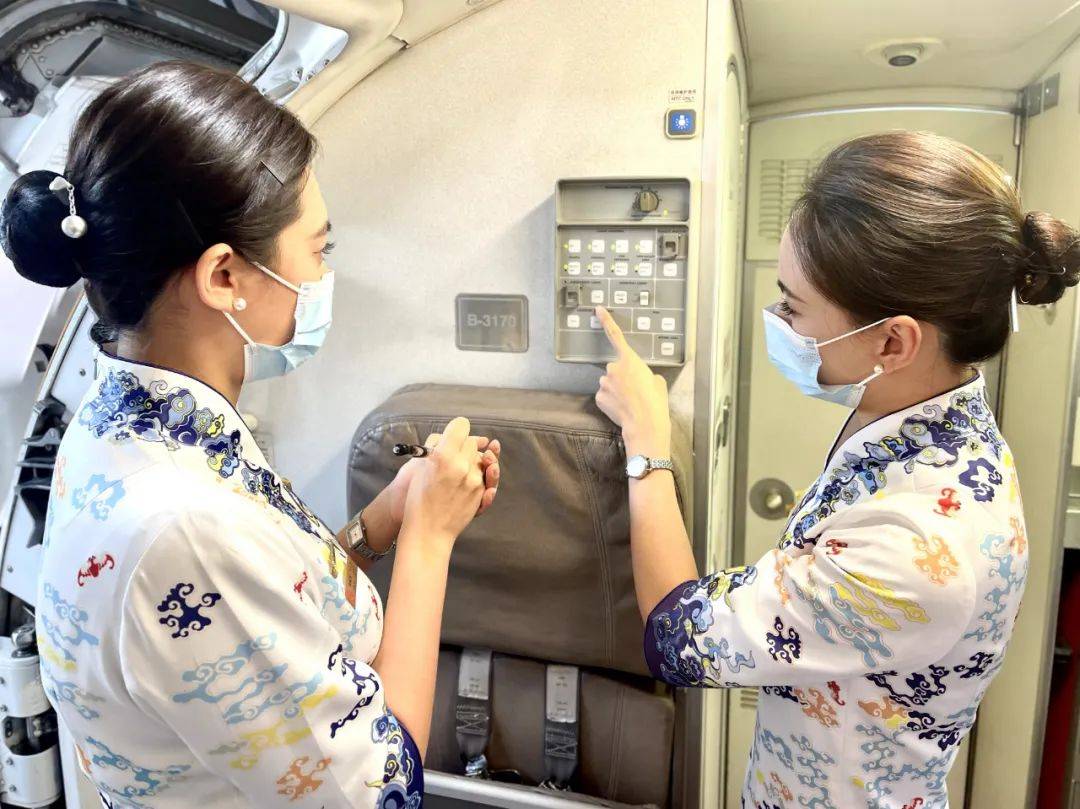 微光 | 十二年双向奔赴的真情服务