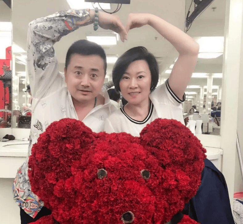 站在一起像母子,生的儿子帅过吴彦祖_赵海燕_闫光明_父母