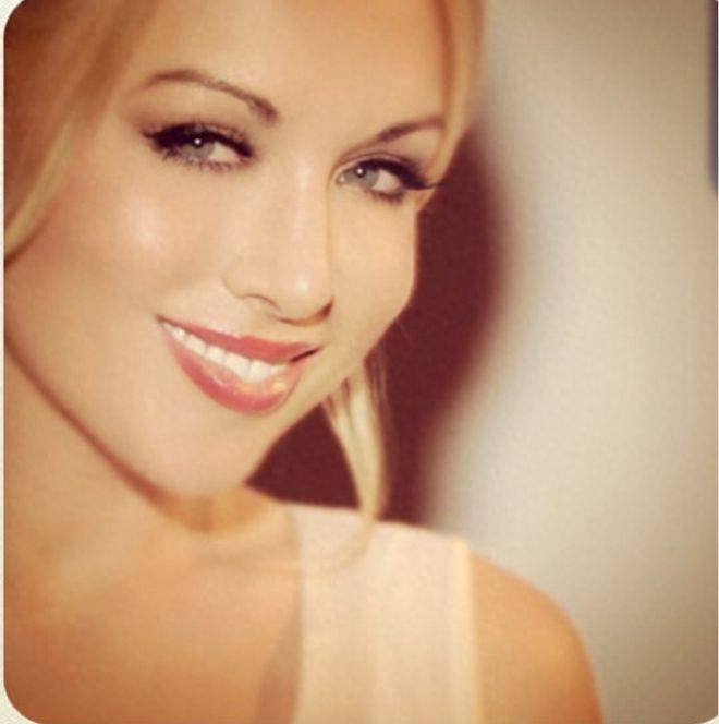 凯登·克罗斯(Kayden Kross)业界被维基名人列为最受欢迎的名人