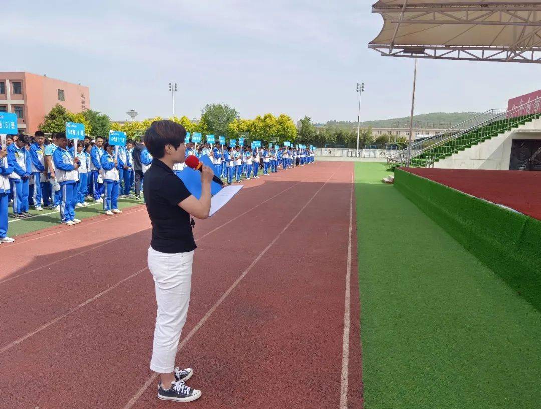 陈仓初中开展防震减灾应急疏散演练