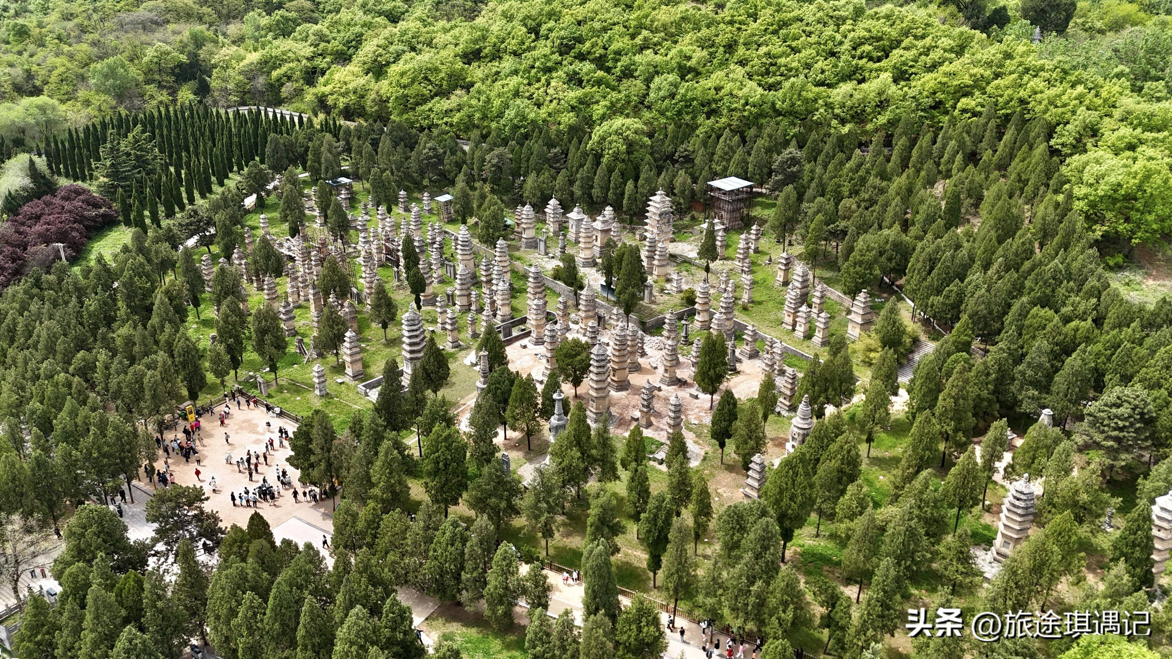 登嵩山游少林寺,金庸书中武学的巅峰场所,如今还有没有武侠味