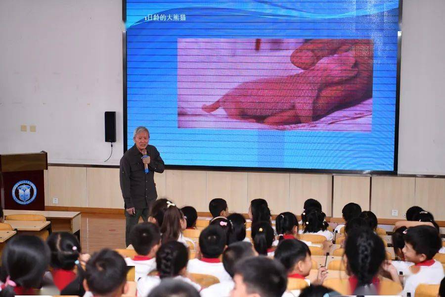 科创筑梦 助力双减 ——中山实验学校"大手拉小手"科学家进校园活动