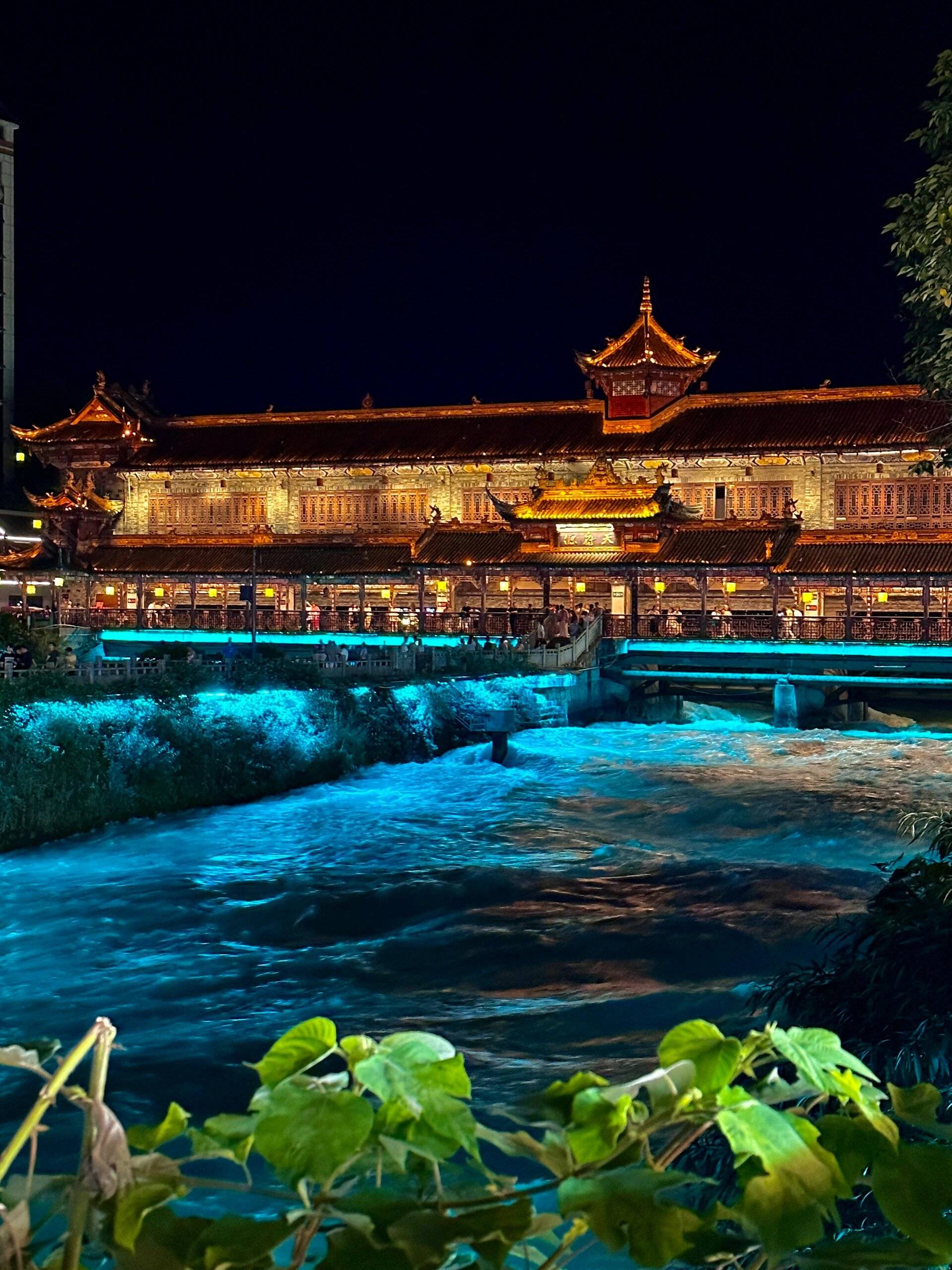 石嘴山至成都旅游攻略,需要多少钱 ,全网最新的旅游攻略来啦~三分钟看