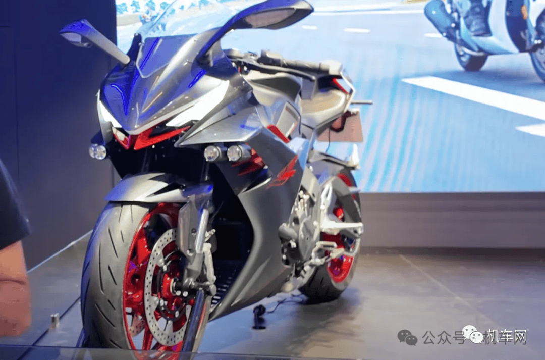 5月工信部新车:125~900cc都有,豪爵汉堡人,本田190跑车,钱江900街车