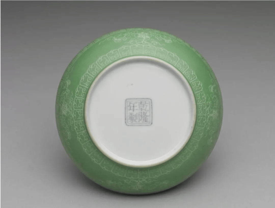 这些珐琅彩瓷见过吗:回看台北故宫乾隆珐琅彩瓷展(高清图)