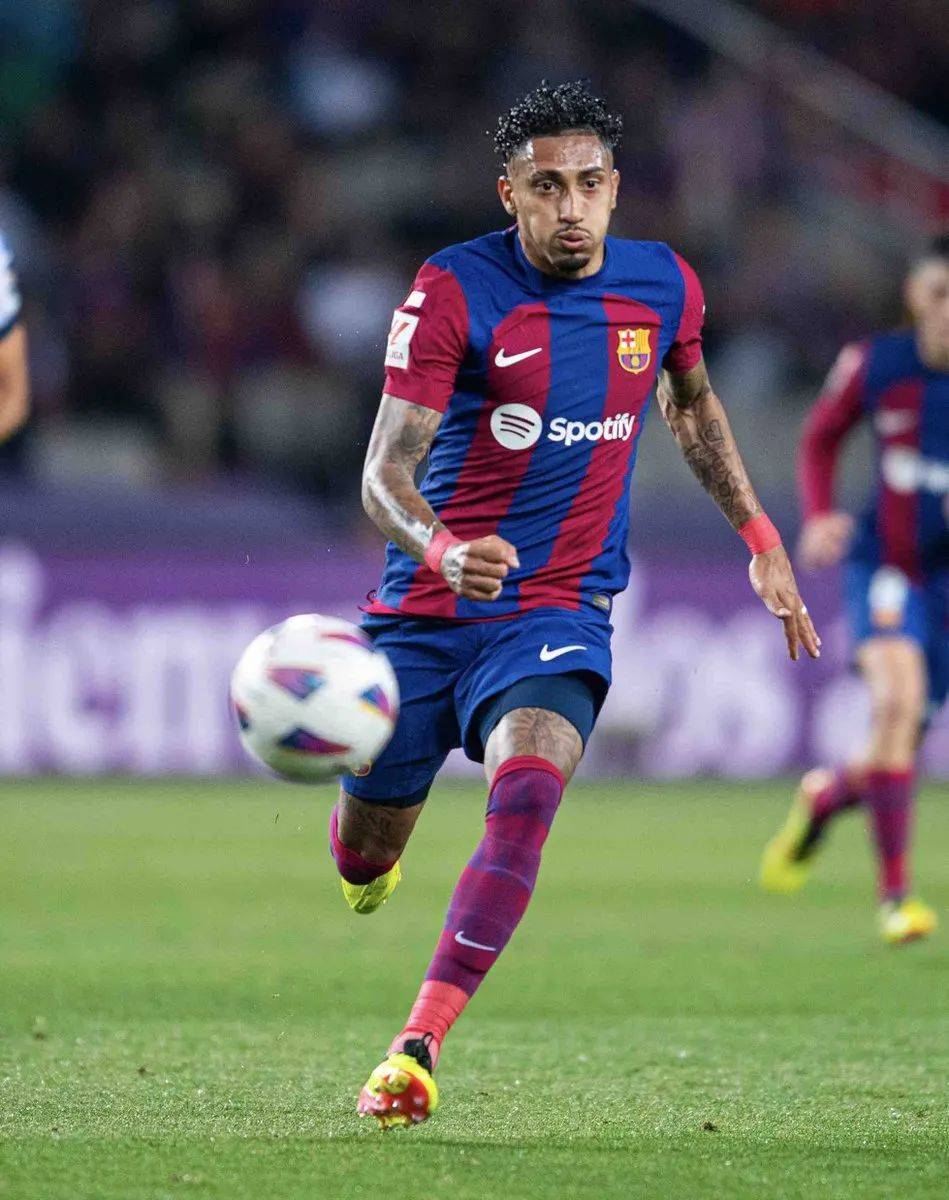 巴萨2:0轻取皇家社会 重回积分榜次席_比赛_拉菲尼亚_对方