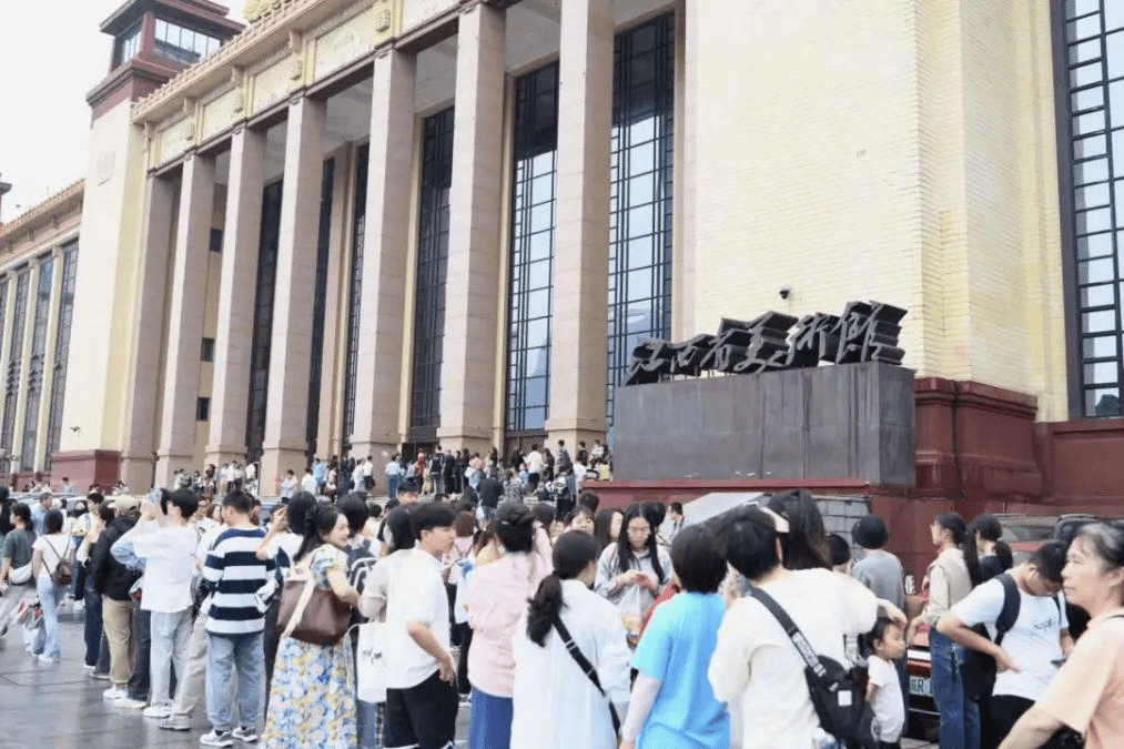 知 | 走近千禧年后湖南,江西当代艺术生态