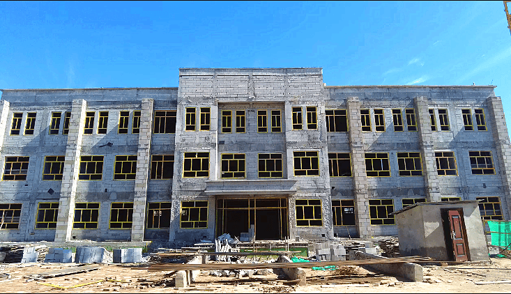 霍城县第二中学实验楼落成 助力智慧校园建设