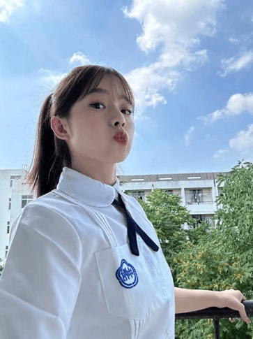 名称:儒学高等研究院篮球队儒学高等研究院878形象大使:梁欣悦队长