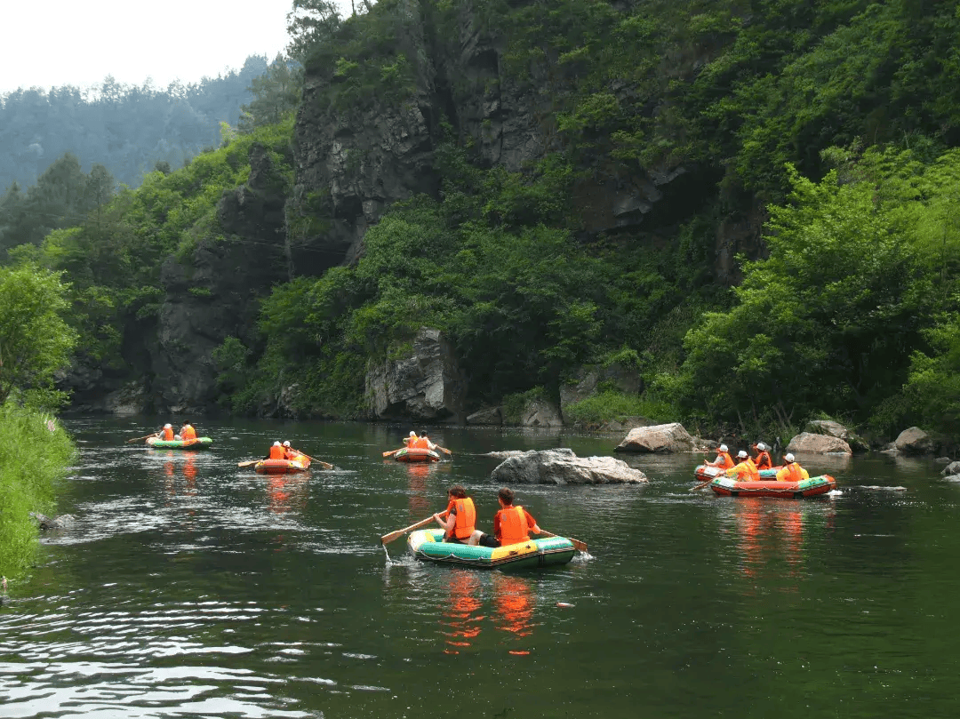 黟县桃花源漂流图片