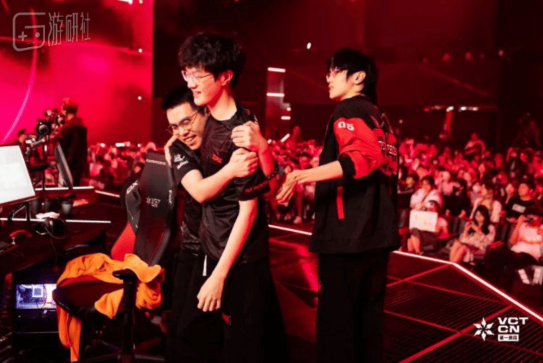 比赛是冠军带货也是冠军 | 电竞世界_战队_契约_队伍