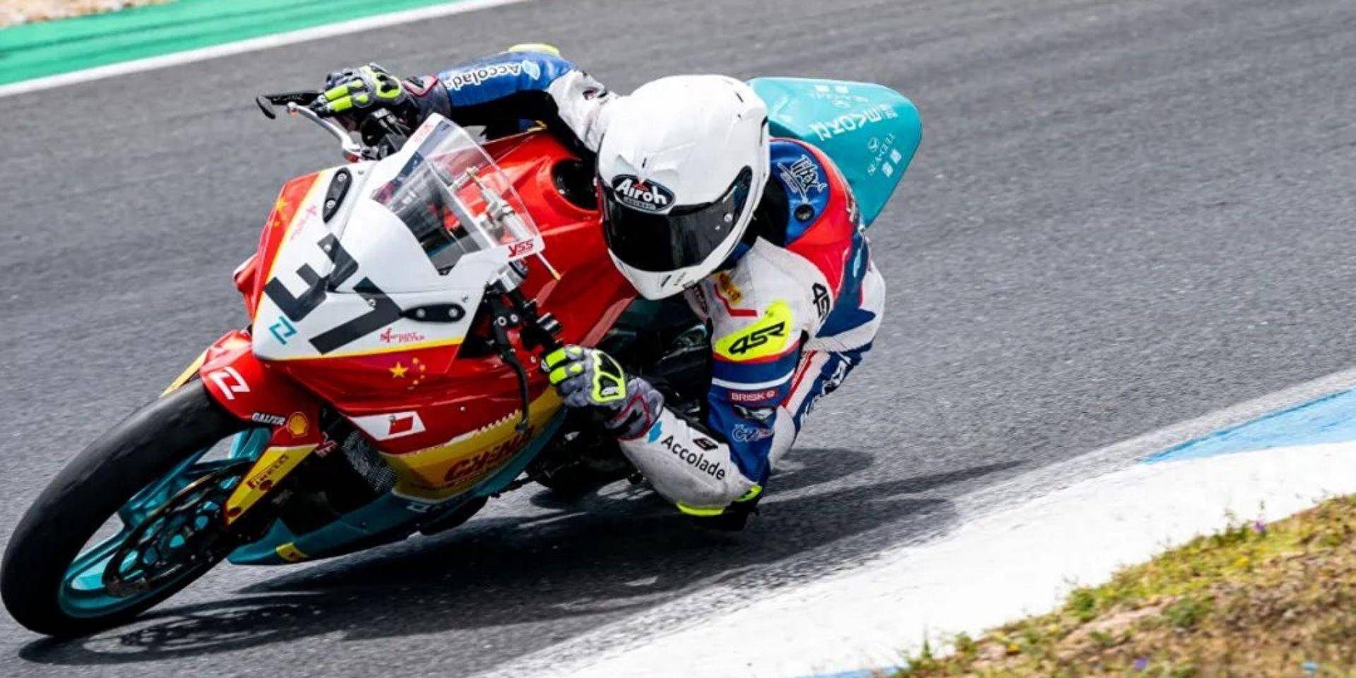 我想绝大部分的车友一定会直接反射想到本田的cbr250rr,那高亢的声浪