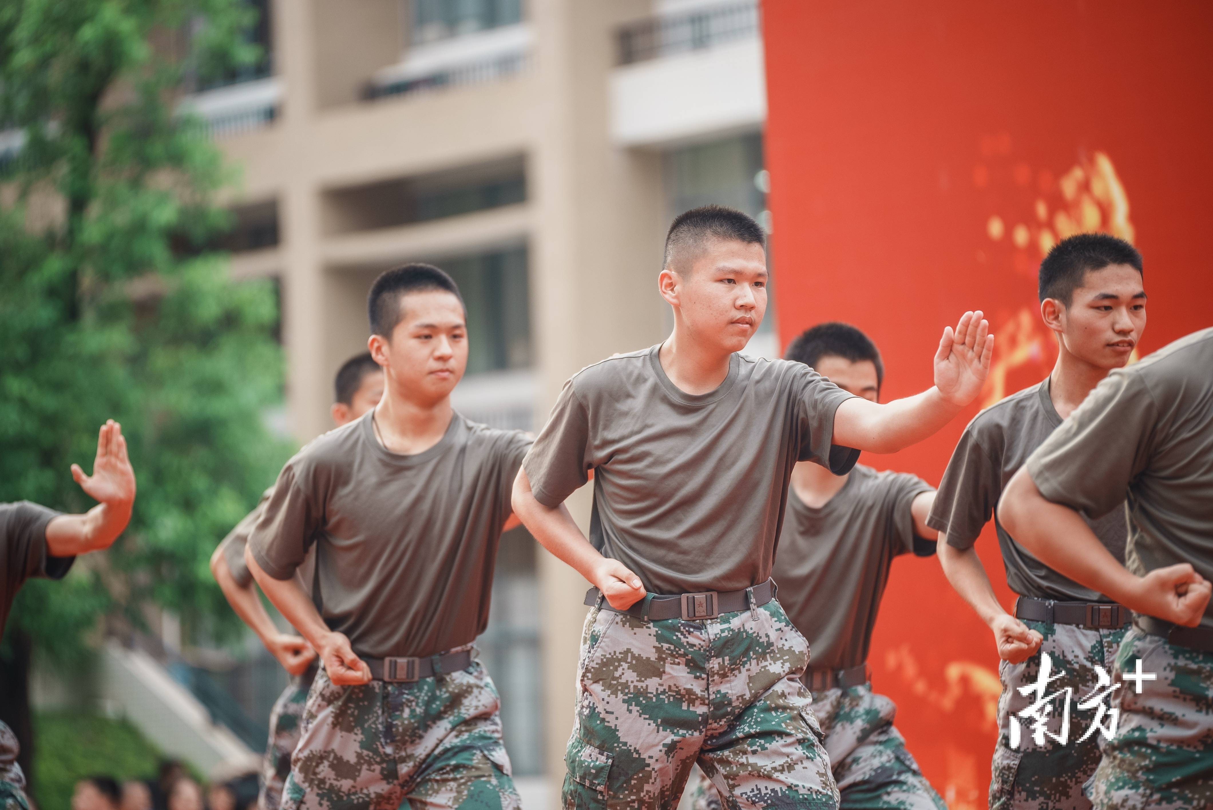 惠州华罗庚中学的演员图片