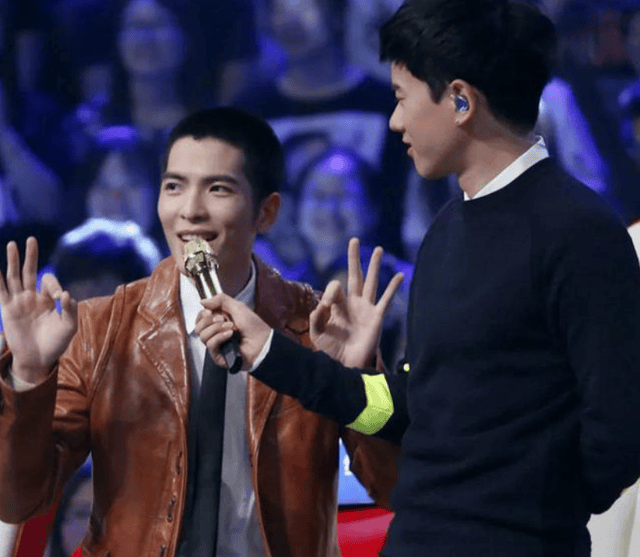 知情者爆料《歌手》最新补位歌手消息,有王力宏,杜德伟及中岛美嘉等人