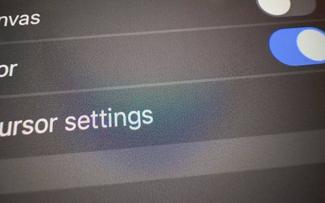 苹果M4 OLED iPad Pro屏幕出现颗粒感，原因找到了