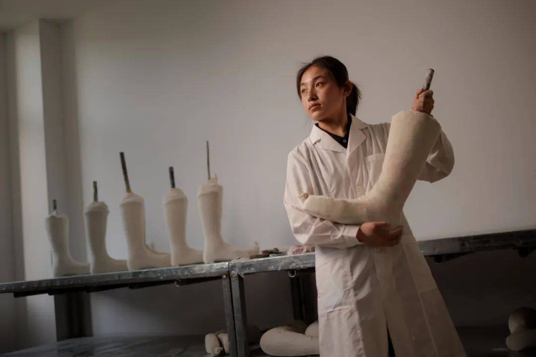假肢矫形康复师:"00"后姑娘的匠心之路