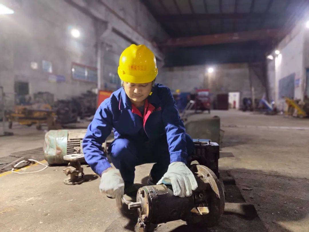 善专研勇创新 促企降耗创效—记"广西壮族自治区劳动模范"何明