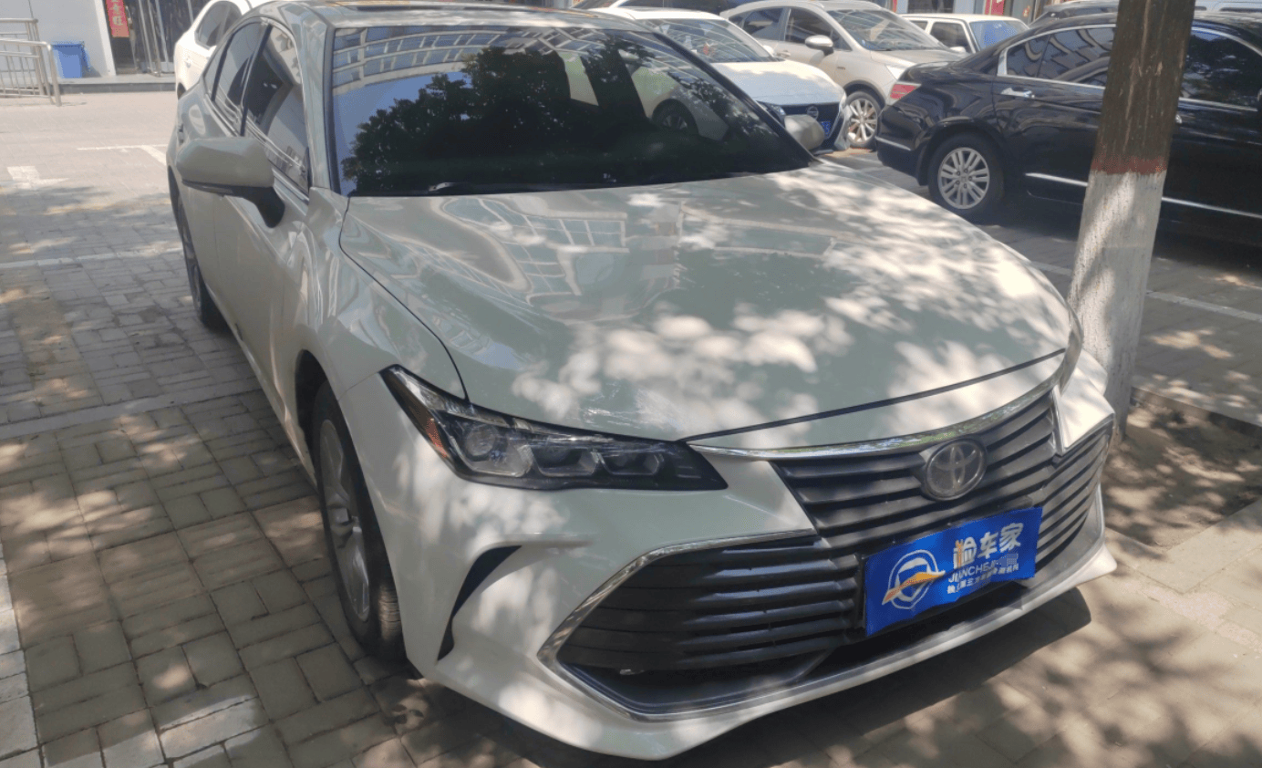 相信熟人花12万买辆4年的丰田亚洲龙,事后发现竟然被坑了几万!