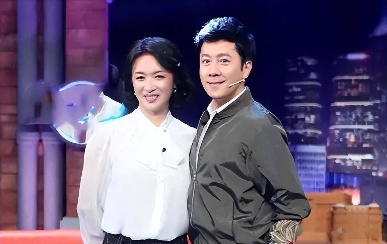 原来她才是蔡国庆背后的贵人,隐藏多年的妻子,为其生俩优秀儿子
