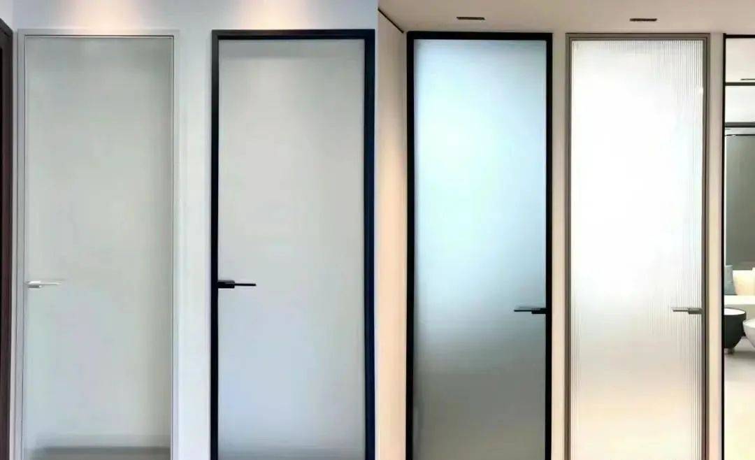 卫生间玻璃门选购指南:解答7大疑问,打造实用美观的卫浴空间!