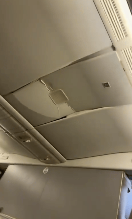 波音再陷安全危机：新航客机事故已致1死多伤，对手空客拿下沙特百亿订单