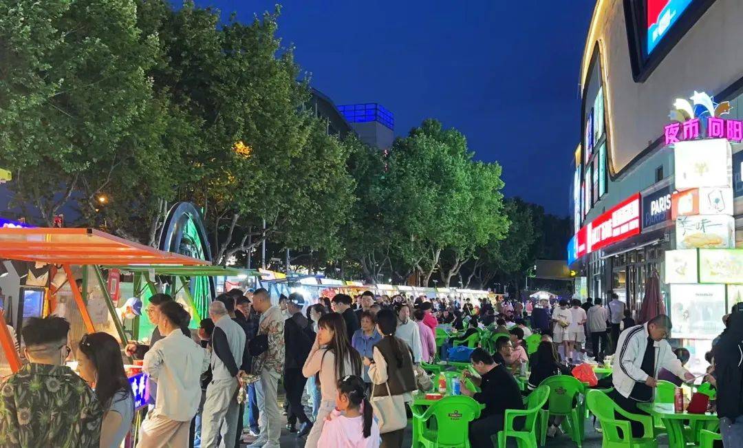 宝山这场夜市火爆开业啦!各地美食汇聚,打造夜生活好去处