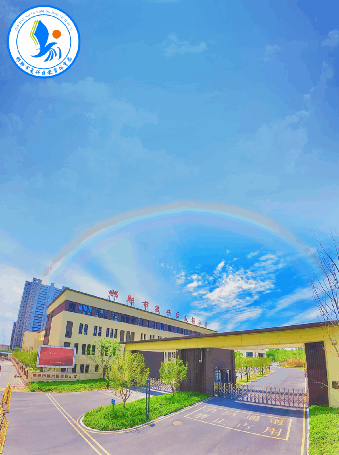 探校|"美好"校园,姹紫嫣红