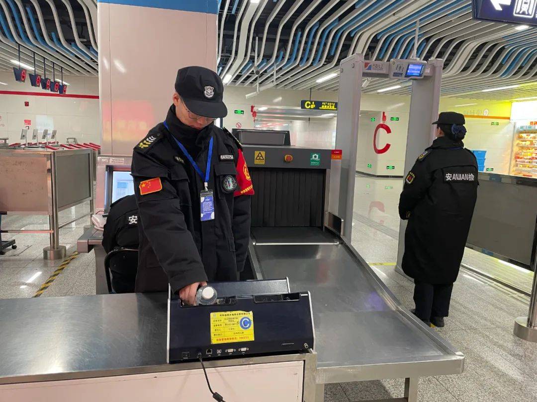 地铁站火眼金睛的安检机,它的厉害之处,你真的知道吗?