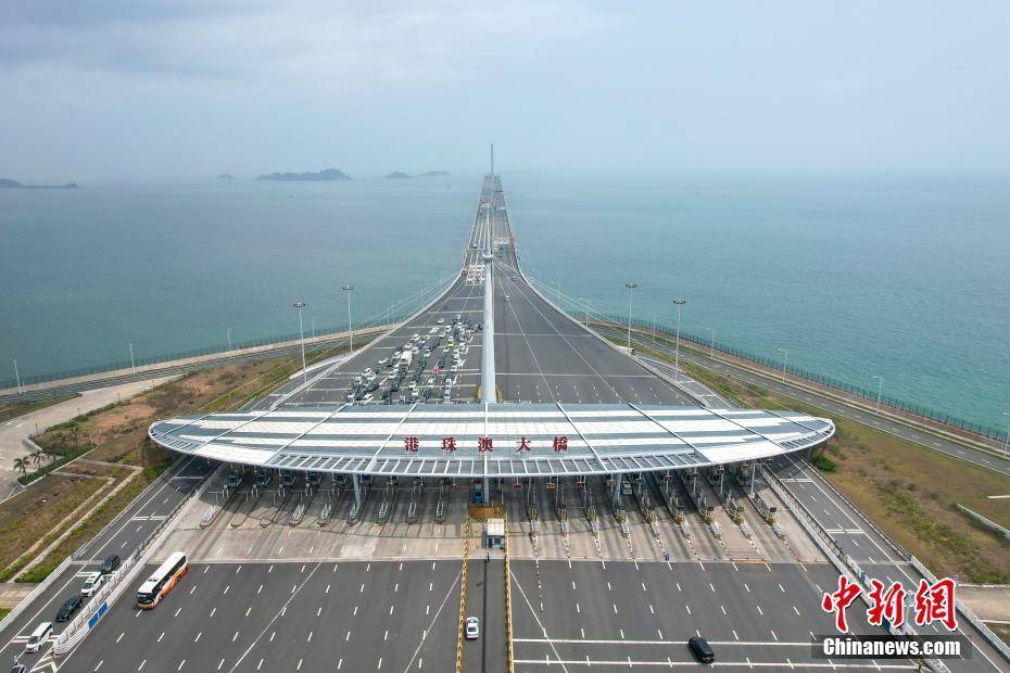 港珠澳大桥今年出入境客流突破1000万人次_珠海_口岸_经港珠