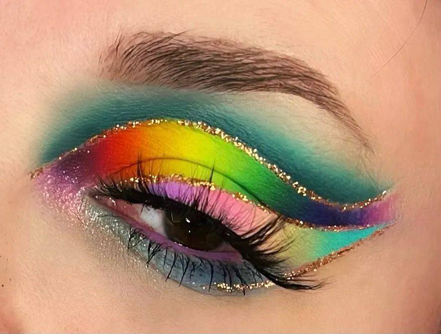 收藏|鲜艳的创意眼妆集锦