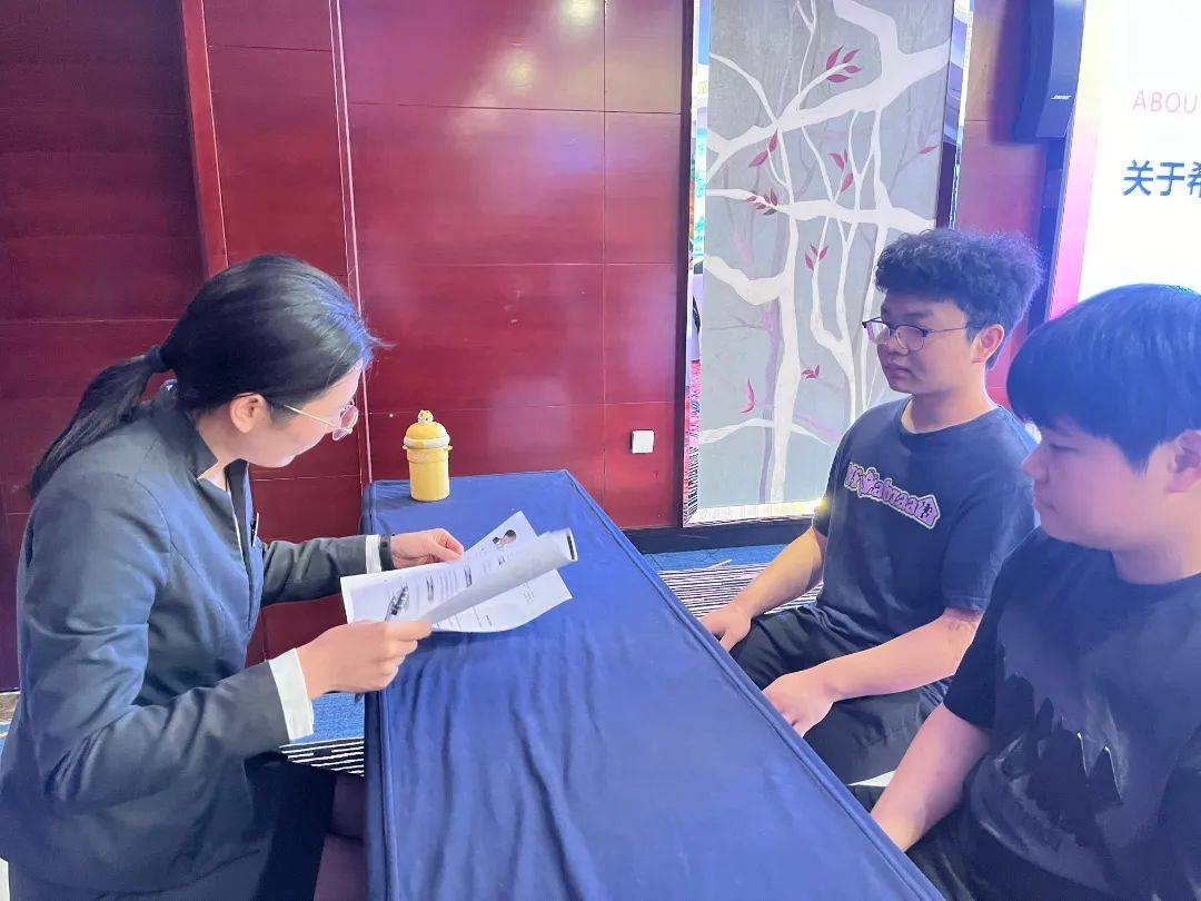 学生企业面对面丨我校烹饪专业学生探访广州翡翠希尔顿酒店