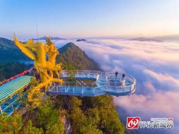 向芳瑾:穿岩山上的风|文旅中国