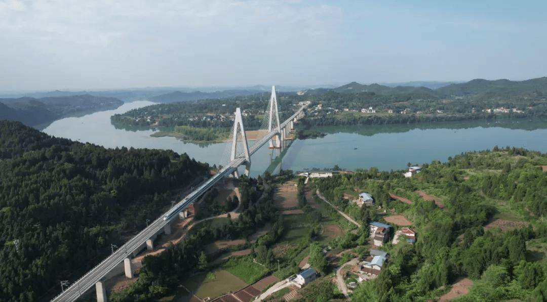 【倒计时】途经南部的这条高铁传来重大进展_南充_巴中_试验