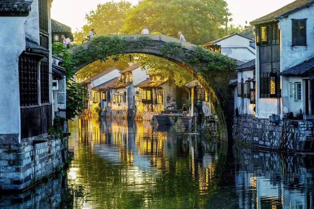 沿线设8座车站,沪苏湖高铁周边可打卡这些景区!