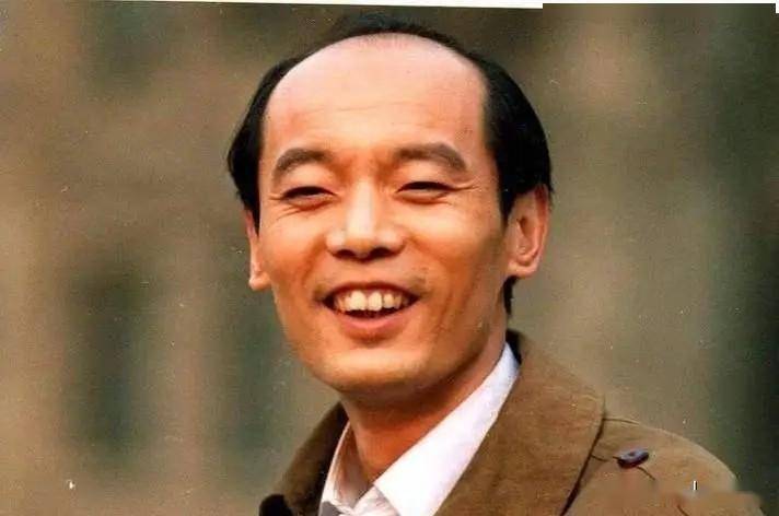 妹妹远在美国,父母也已离世,如今67岁无儿无女的葛优如何了