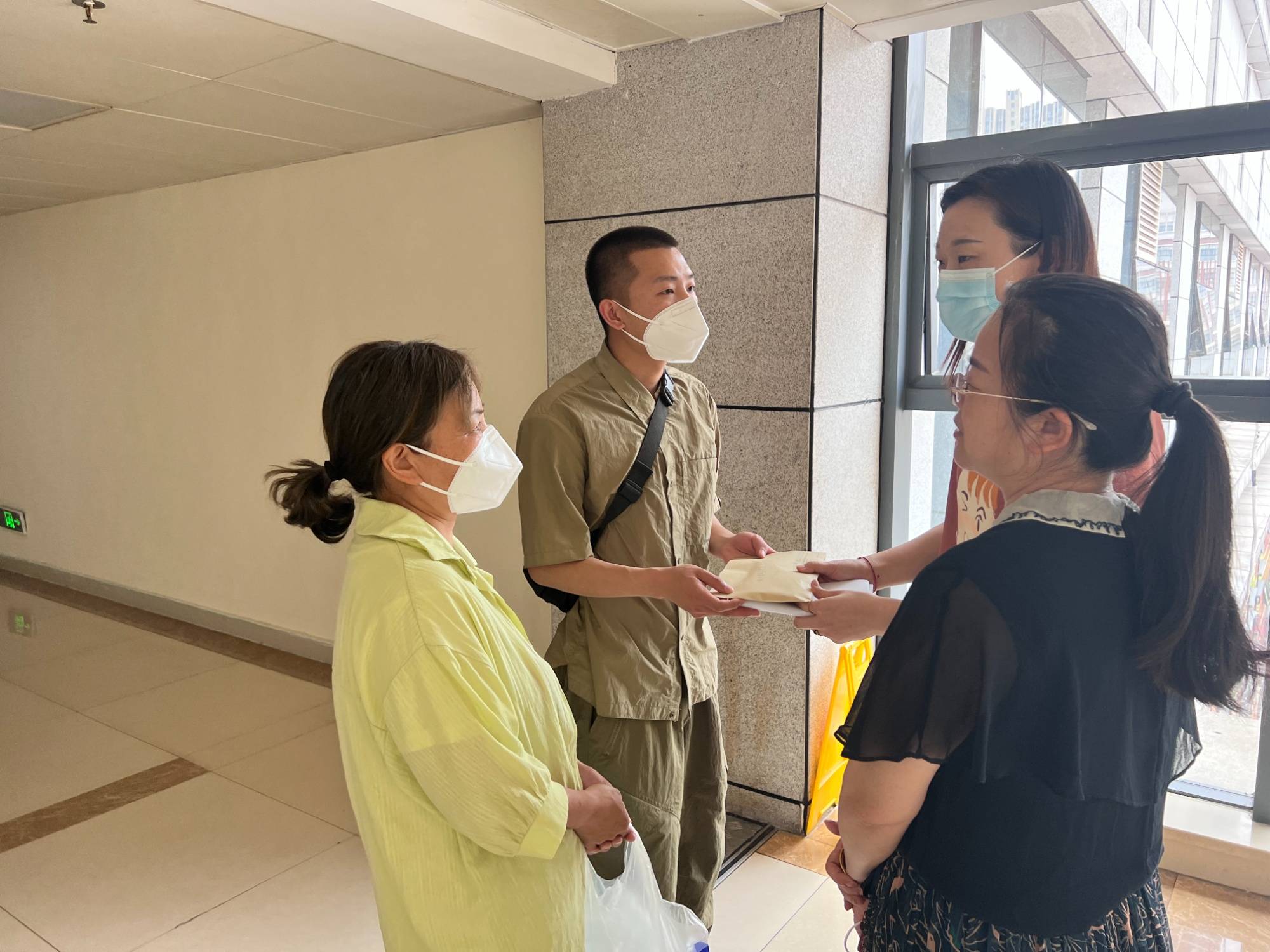 湖汽职院:一场为期12天的校园爱心接力