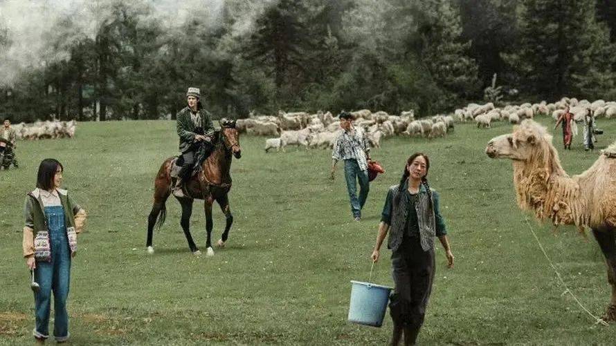 广播电视和旅游局的数据,仅5月13至19日一周,阿勒泰地区接待游客105