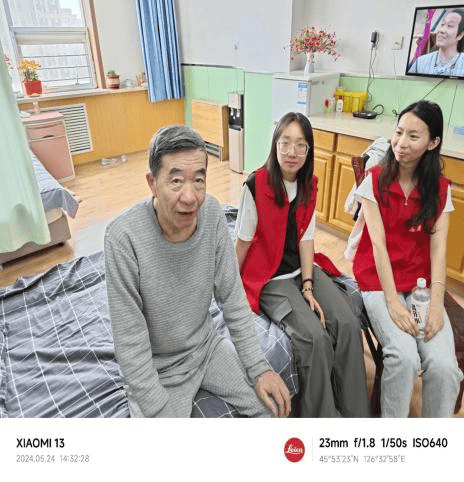 中文系青年志愿者协会走进养老院,传递温暖与关爱