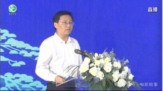 县长说近年来,休宁县深入贯彻落实省委,省政府关于建设具有国际竞争力