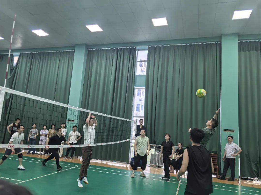 凝聚力量,共创蓝图经过激烈角逐,最终11区夺得冠军,7区获得亚军,12区