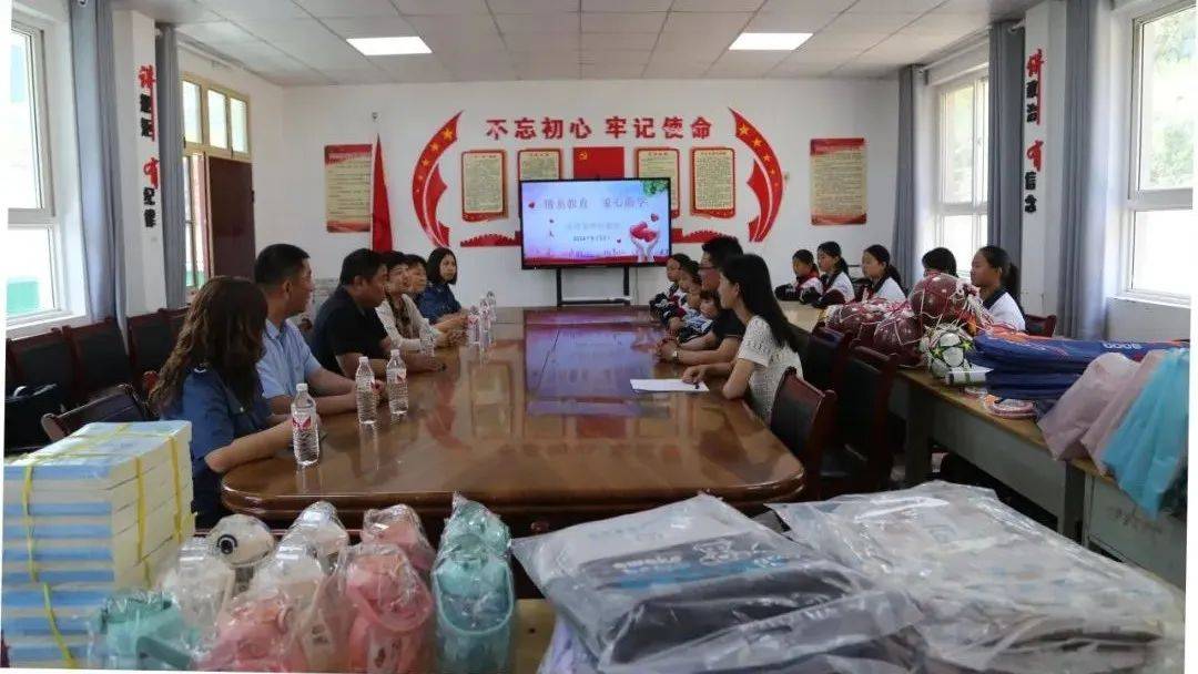 民进宝鸡市委会在陈仓区拓石镇第三九年制学校,眉县营头镇明德小学