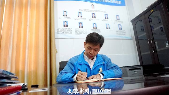 2022年7月,庄建德到赫章县实验中学时,充分结合学校实际,制定了"创建