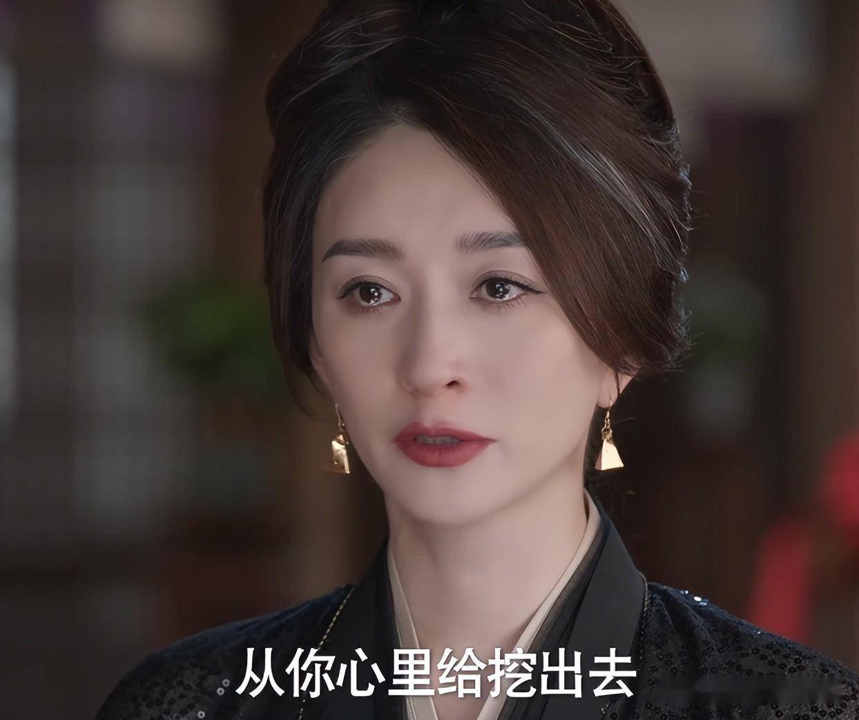 好不容易挤出一滴眼泪,后面连挤都不挤了,一个表情演完全集是吧?